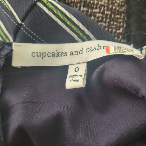 Size 0 Cupcakes and Cashmere navy blue & green striped sleeveless jumpsuit - Picture 5 of 5